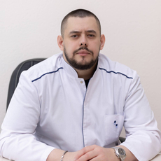 Уртаев Аслан Игоревич, ортопед