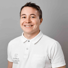 Постовалов Максим Юрьевич, стоматолог-терапевт