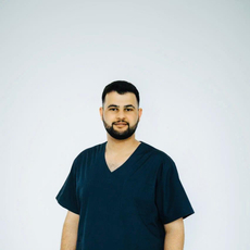 Алмхавес Осама, стоматолог-терапевт