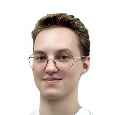 Кузнецов Данил Андреевич, стоматолог-терапевт