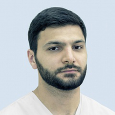 Чопуров Эльчин Мирзаевич, стоматолог-хирург
