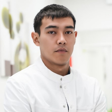 Анарбаев Дастан, стоматолог-терапевт