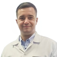 Накусов Артур Альбекович, хирург