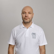 Ващук Михаил Алексеевич, стоматолог-хирург