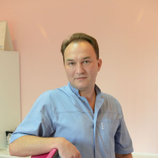 Кукушкин Владимир Адольфович, стоматолог-терапевт