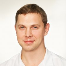 Балаев Виктор Алексеевич, стоматолог-терапевт