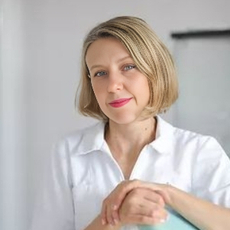 Полухина Виктория Евгеньевна, стоматолог-терапевт