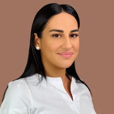 Арутюнян Астра Артуровна, стоматолог-терапевт