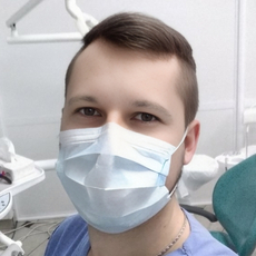 Нестеренко Алексей Сергеевич, стоматолог-терапевт