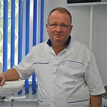Куцев Владимир Серафимович, стоматолог-хирург