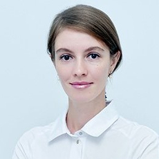 Полякова Евгения Анатольевна, стоматолог-терапевт