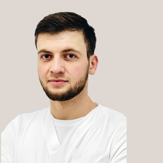 Рахман Магомеднабиевич Рамазанов, стоматолог-терапевт