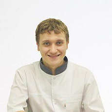 Мороз Назарий Любомирович, стоматолог-терапевт