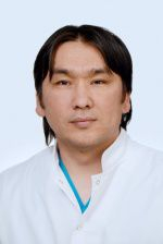 Жугинисов Давлет Шарибаевич, кардиохирург