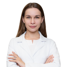 Титова Алина Александровна, дерматолог