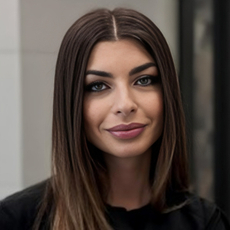 Саркисова Алина Геннадьевна, стоматолог-хирург