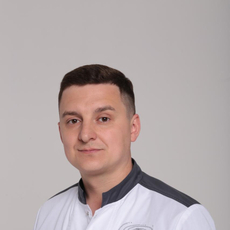 Козулин Игорь Дмитриевич, пластический хирург