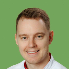 Толмачев Егор Михайлович, стоматолог-терапевт