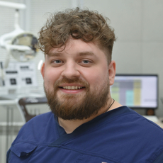 Балашов Александр Евгеньевич, стоматолог-хирург