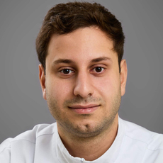 Хайватов Нахум Бинсироевич, стоматолог-ортопед