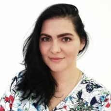 Литвинова Юлия Александровна, стоматолог-терапевт