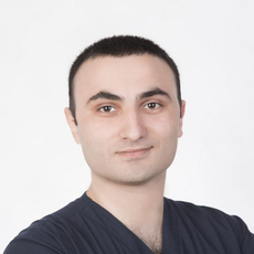 Григорян Феликс Гегамович, стоматолог-терапевт