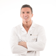 Федосов Семён Игоревич, пластический хирург