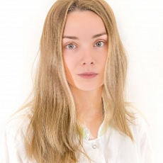 Ежова Любовь Геннадьевна, стоматолог-терапевт