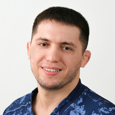 Гусейнов Ариф Эскендарович, стоматолог-хирург