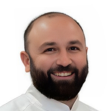 Исакидис Анастас Юрьевич, стоматолог-терапевт