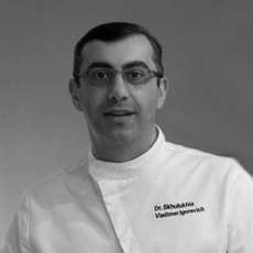 Схулухия Владимер Игоревич, стоматолог-ортопед