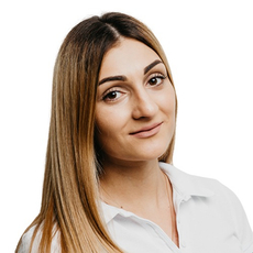 Ахунц Алина Валерьевна, стоматолог-терапевт