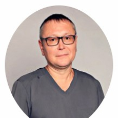 Шушаников Сергей Юрьевич, стоматолог-хирург