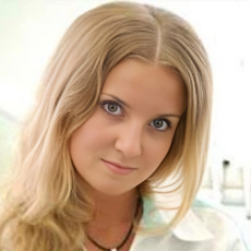 Нилова Евгения Николаевна, стоматолог-терапевт