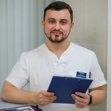 Гречишкин Александр Александрович, стоматолог-терапевт