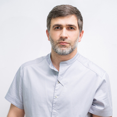 Сулейманов Султан Нурадинович, имплантолог