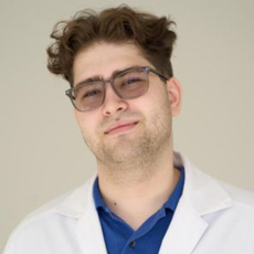 Байрамов Данила Байрамович, стоматолог-терапевт