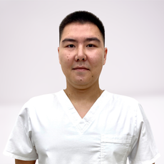 Узназаков Анатолий Владиславович, стоматолог-терапевт