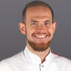 Роман Роман Дмитриевич, стоматолог-ортопед