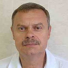 Цымбалов Олег Владимирович, стоматолог-хирург