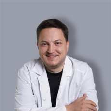 Захаров Валентин Валерьевич, стоматолог-хирург