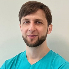 Ахматукаев Ислам Желилович, стоматолог-терапевт