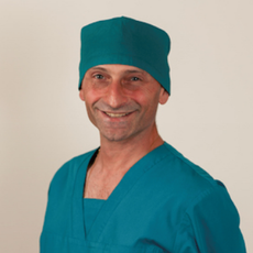 Манвелян Ашот Сергеевич, стоматолог-терапевт