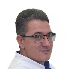 Черноусов Алексей Владимирович, хирург