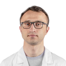 Хашукоев Адальби Заурбиевич, стоматолог-ортопед