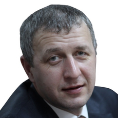 Кузнецов Максим Александрович, стоматолог-хирург