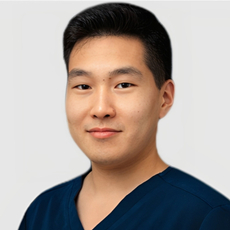 Хаманов Владимир Евгеньевич, стоматолог-хирург