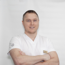 Давлетов Ильназ Ильгамович, стоматолог-терапевт