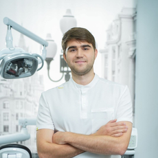 Ласточев Павел Валерьевич, стоматолог-терапевт