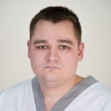 Хлупин Виктор Анатольевич, стоматолог-терапевт